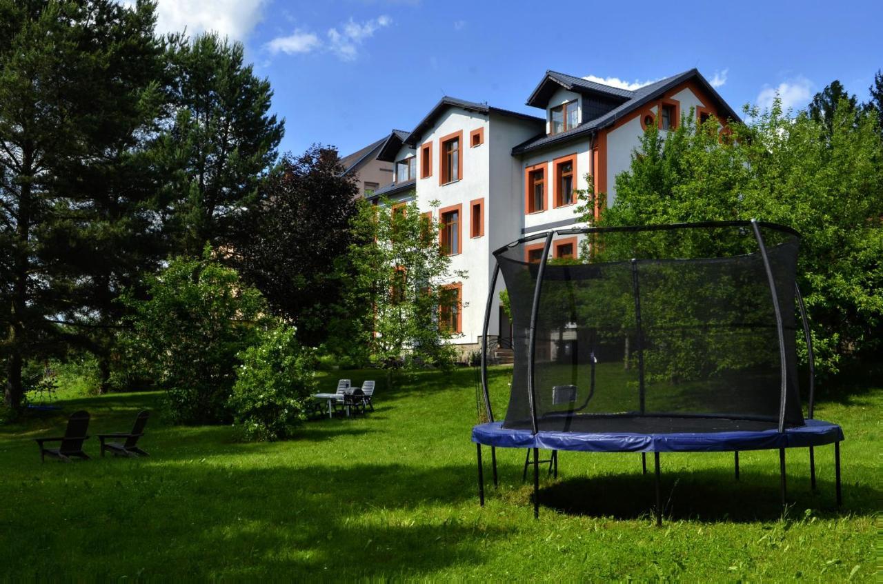 Apartmany Irisis Chvalec Extérieur photo