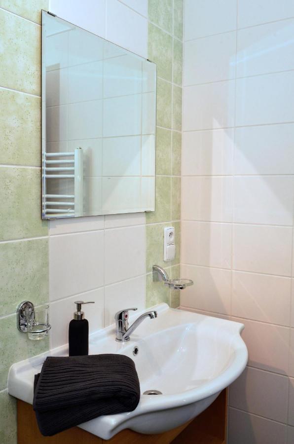Apartmany Irisis Chvalec Extérieur photo